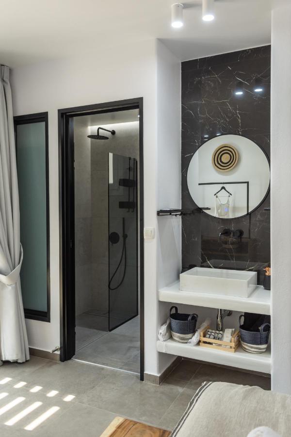 Orama Suites Milos Adamantas  Bagian luar foto